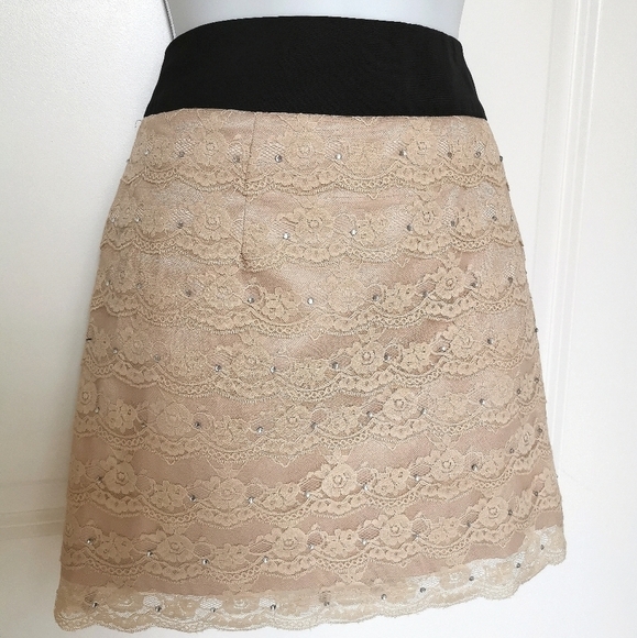 Tiered Lace Mini Skirt with crystals black waistband party - Picture 3 of 5